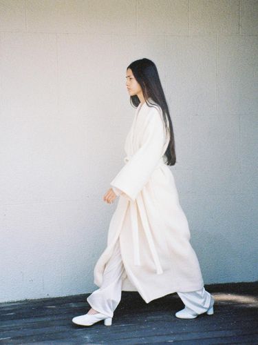 Kana Coat_Ivory - nuuanu - Modalova