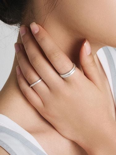 CL132 Layered Silver Matte Ring - TOU - Modalova