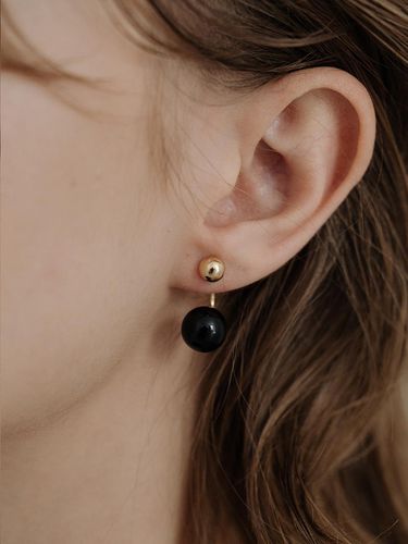 Silver925] TB014 2 way black ball earrings - TOU - Modalova