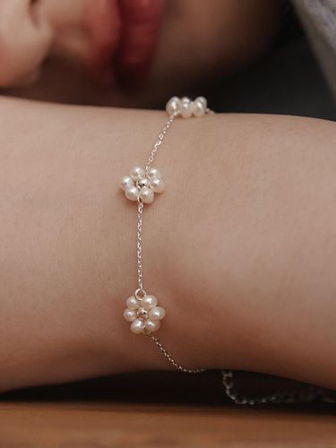 Pearl flower bracelet BR2190 - TATIANA - Modalova