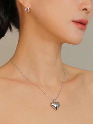 Luda's plump heart pendant necklace - JUDY AND PAUL - Modalova