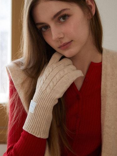 Cable knit finger hole gloves GV8120 4 color - TATIANA - Modalova