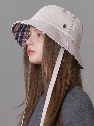 Purple Label Velvet String Bucket Hat Kimberly bei - WHITE SANDS - Modalova