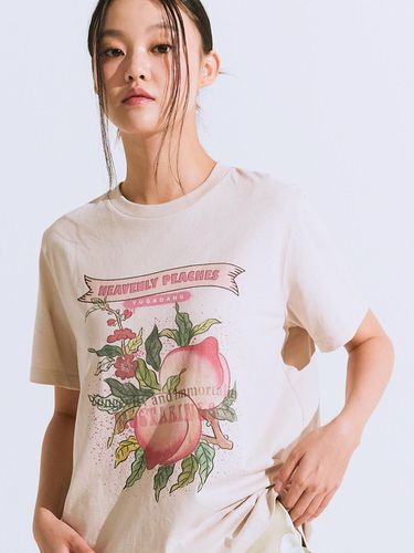 Summer collection] Heavenly Peaches T - shirt bei - YUGADANG - Modalova