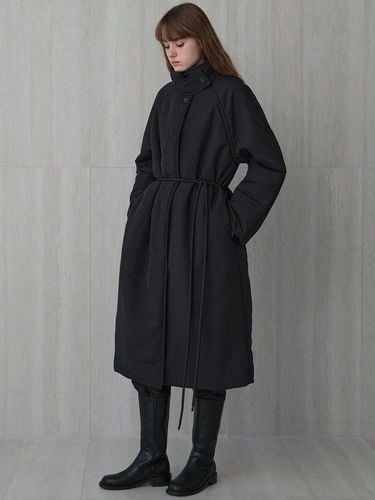 Padded balmacaan coat (black) - LE - Modalova