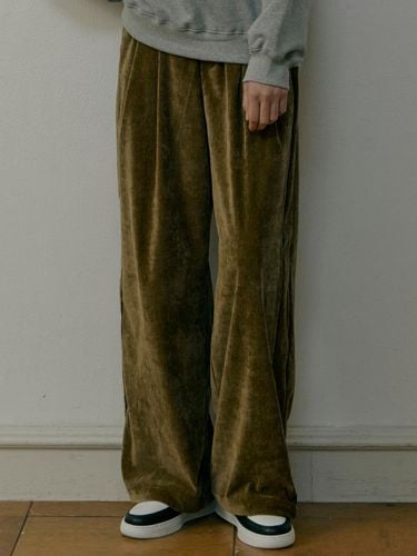 Velvet wide pants_Olive green/ FW/ Free size jogge - YUGADANG - Modalova