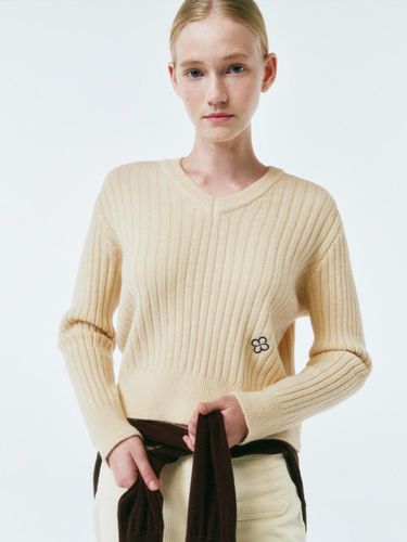 V-neck Classic Line Knitwear (MAEDKN10MBE) - marieclaire - Modalova