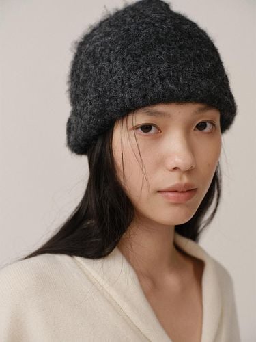 PF24 Knit Beanie Charcoal - KINDERSALMON - Modalova