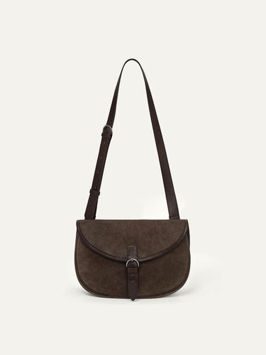 PF24 Margo Suede Crossbody Bag - KINDERSALMON - Modalova