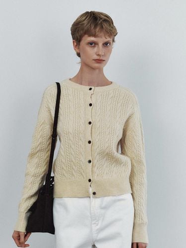 Round Cable Knit Cardigan - Cream - LOEIL - Modalova