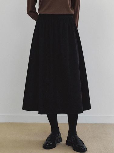 Blend Corduroy Flared Long Skirt - Black - LOEIL - Modalova