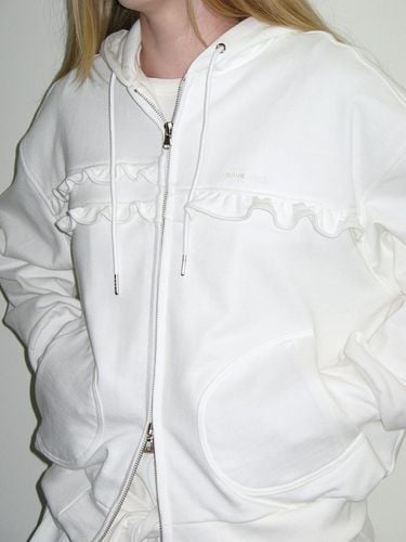 FRILL ZIP UP HOODIE_WHITE - CRANK - Modalova