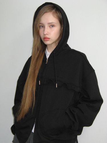 FRILL ZIP UP HOODIE_BLACK - CRANK - Modalova