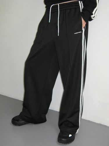 LACE LINE TRACK PANTS_BLACK - CRANK - Modalova