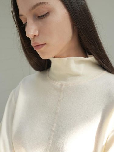 STITCH LINE WOOL TURTLE NECK / 4COLOR - PAUL&ALICE - Modalova