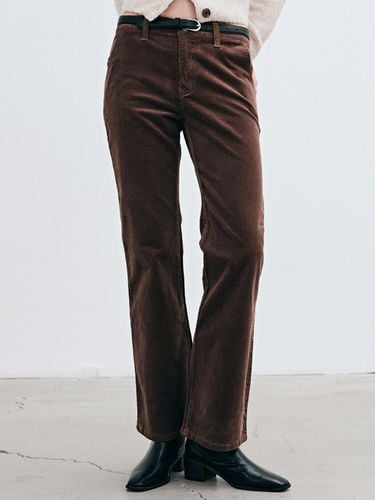 CLASSIC CORDUROY BOOTCUT PANTS_CLASSIC BROWN - YAN13 - Modalova