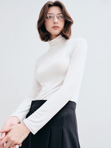 ESSENTIAL SLIM TURTLENECK_CLASSIC - YAN13 - Modalova