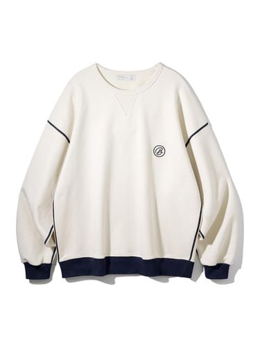 Essential Sweat Shirt BK5981_Cream - BAKKEN - Modalova