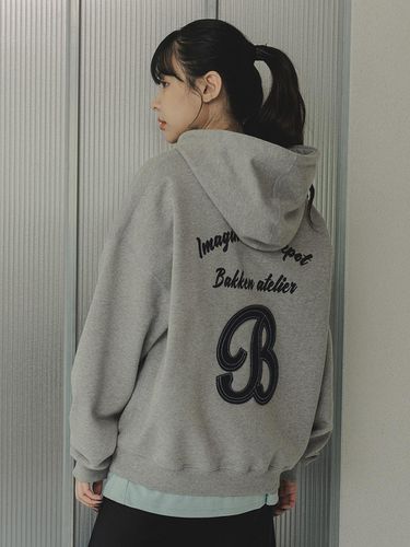 B Symbol Applique Hoodie BK6989_Melange Gra - BAKKEN - Modalova