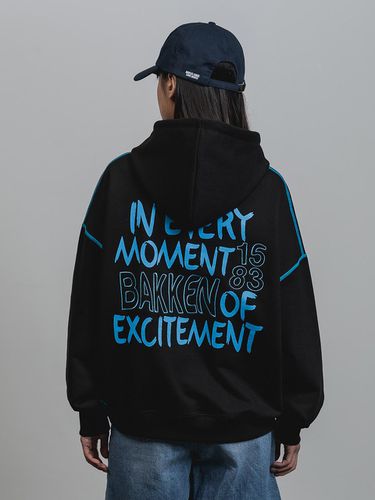 Every Moment Hoodie BK6982_Black - BAKKEN - Modalova