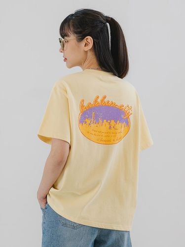 City Short-sleeved T-shirt BK3984_Yellow - BAKKEN - Modalova