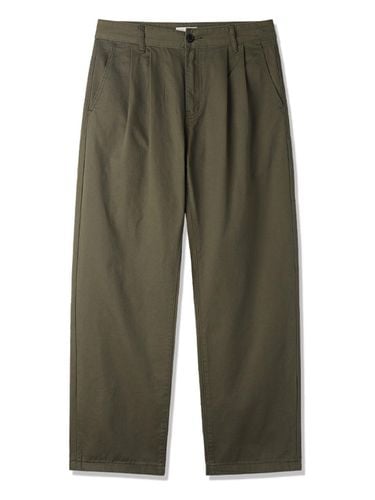 Barken Two Tuck Regular Tapered Cotton Chino Pants - BAKKEN - Modalova