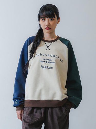 Raglan Color Match Sweat Shirt BK5971_Cream - BAKKEN - Modalova