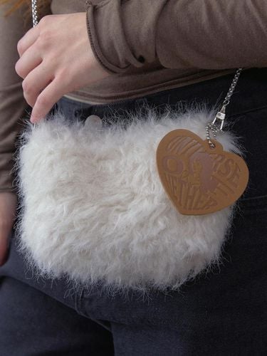 Curly fur bag (cream) - hetherment - Modalova