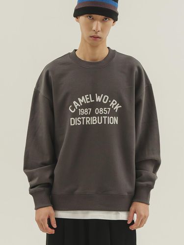 Camel Distribution Round Logo Sweatshirt (Charcoal - CAMELWORK - Modalova