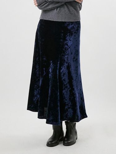 R24LRSK016] Velvet Slit Skirt - racoco - Modalova