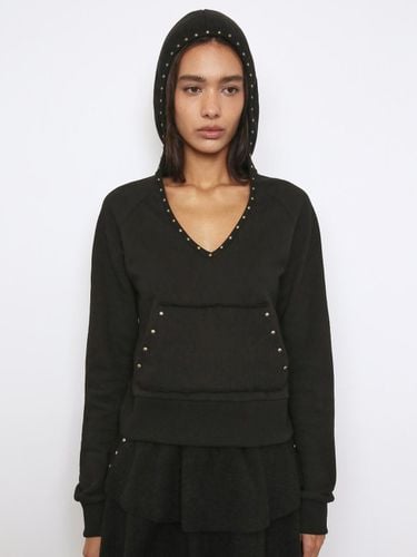 STUDDED POCKET V - NECK HOODIE, BLACK - Polysooem - Modalova