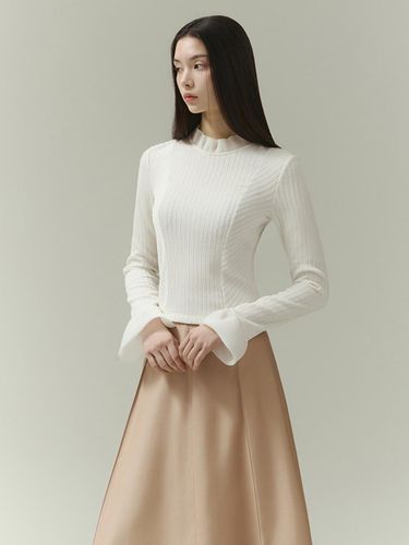 Textured Block Blouse (ITP3WBL100) _Ecru - IT MICHAA - Modalova