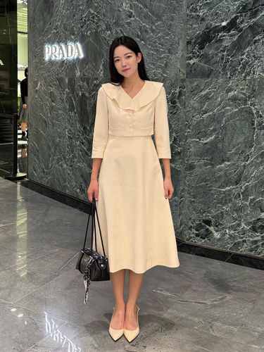 Ruffle Collar Dress (ITP4WOP820) (2COLOR) - IT MICHAA - Modalova