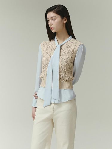 Eyelet Knit Vest (ITP3KVS710) (2COLOR) - IT MICHAA - Modalova