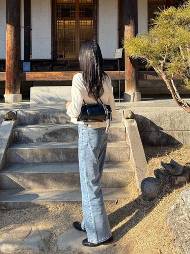 IT MICHAA [イミシャ] Flower Shoulder Bag IT MICHAA Bags | Modalova