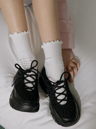 スニーカー [JILLSTUART] Multi-strap platform sneakers : BLACK JILLSTUART] Multi-strap platform sneakers : BLACK