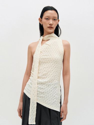 One Shoulder Lace Top [IVORY] - KIMZISU - Modalova