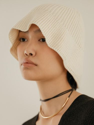COTTON BUCKET HAT [CREAM] - BINOVULAR - Modalova