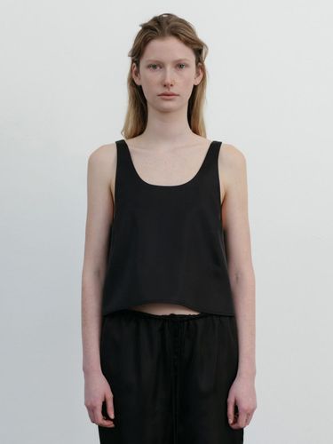 SATIN SEMI-CROP SLEEVELESS BLOUSE - Carriere - Modalova