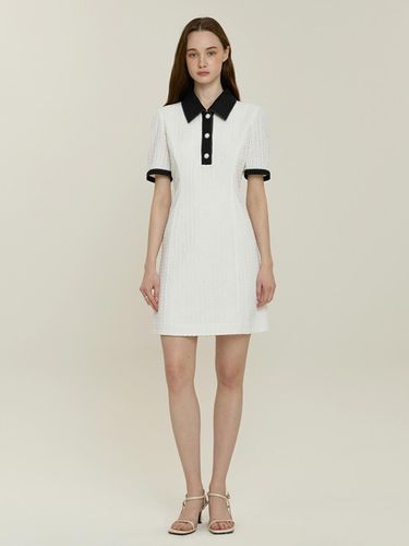 ITSMYSHA Color Block Collar Dress (ITP5YOP800) - IT MICHAA - Modalova