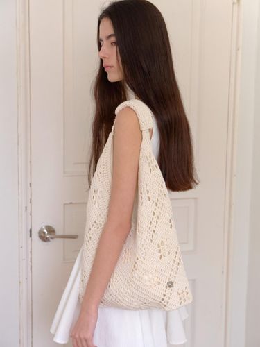 Bailey Knit Hobo Bag [Cream] - SIEOR - Modalova