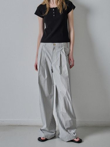 FACADE PATTERN Pants | Modalova
