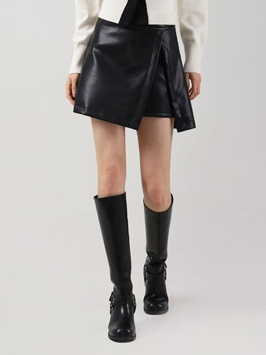 Leather Slit Mini Skirt [Black] - AVANDRESS - Modalova