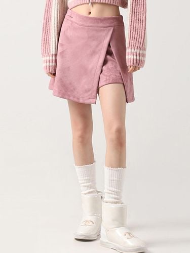 Suede Chic Slit Mini Skirt [PINK] - AVANDRESS - Modalova