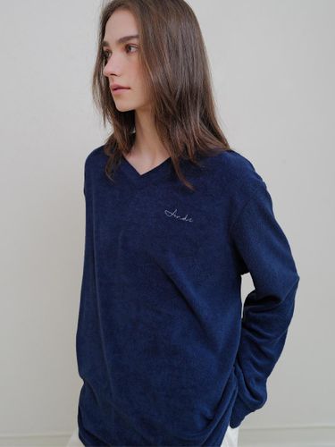 Terry V-neck Semi-oversized Long Sleeve T-shirt [Navy] - ANDNEEDS - Modalova