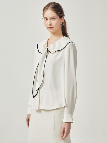 Color-block Tie Ruffle Collar Blouse (GR2A0BL211) - JJ JIGOTT - Modalova