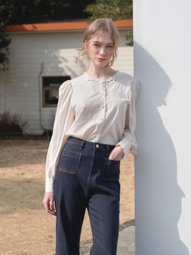 Embroidered Collarless Tencel Shirt [Cream] - LENINA - Modalova