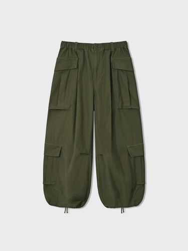 【ANGLAN】Nylon Utility Half Pants Anglan Ring Nylon String Half Pants Black | Maplestore