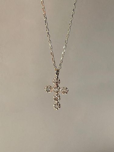 K Handcrafted Natural Diamond Cross Necklace - MARQUEMENT - Modalova