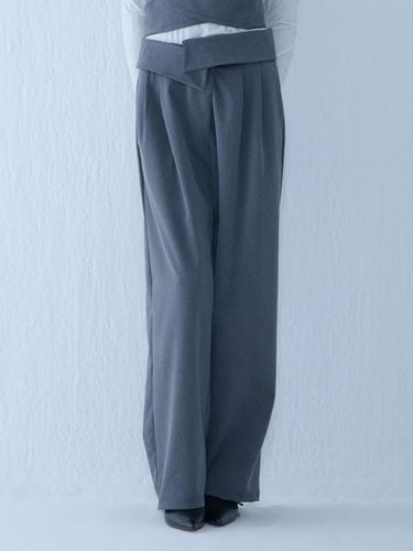 Pin Tuck Wide Leg Pants [Charcoal] - camino - Modalova